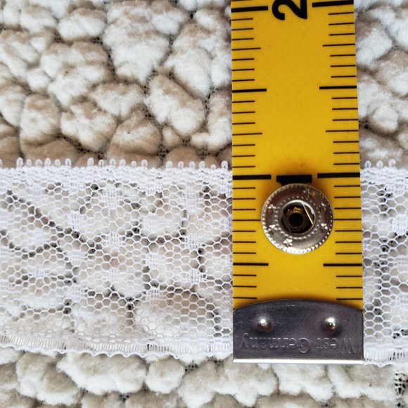 Vintage Lace Trim - Dotted Swiss 1" x 10 Yards - Picture 4 of 7